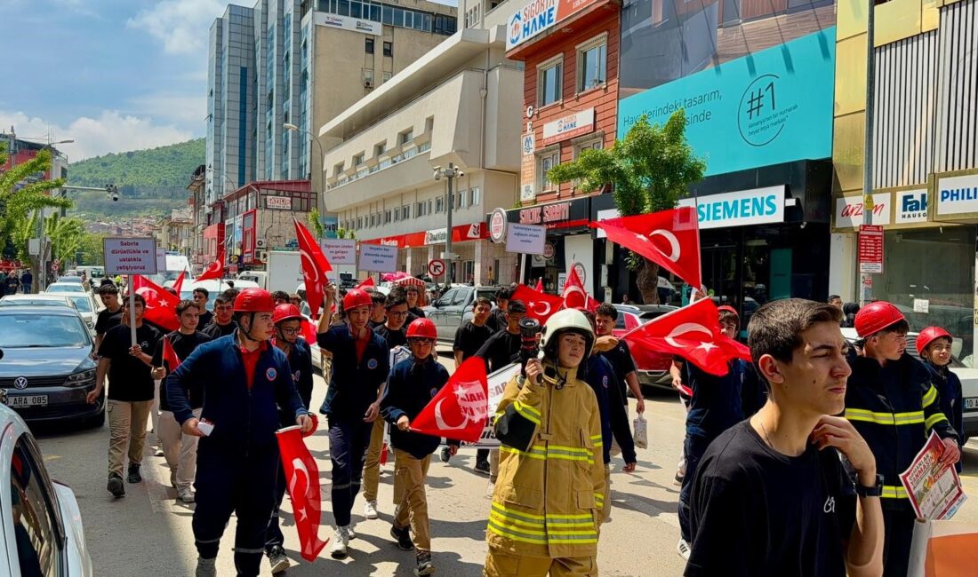 Afyonkarahisar’da, mesleki eğitimin önemini vurgulamak ve gençlerin yeteneklerini ön plana