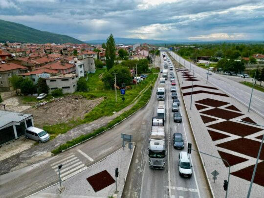 Türkiye’nin en önemli yol geçiş güzergahlarından ve Ege Bölgesi’nin kavşak
