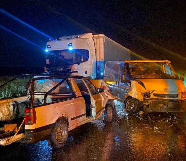 Yozgat’ın Boğazlıyan ilçesinde, sağanak yağış sonrası meydana gelen dere taşmasının