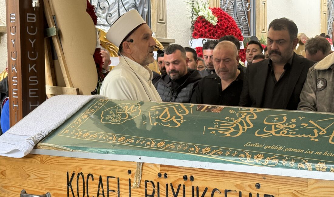 Kocaeli'nin İzmit ilçesinde, iş ortağı Uğur Öz (41) tarafından evinde