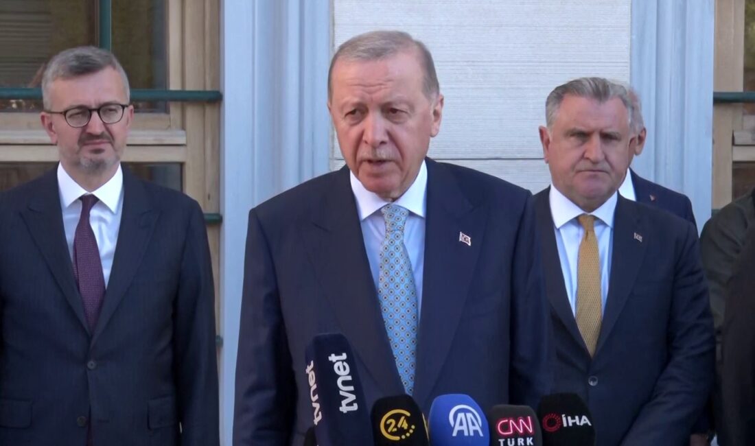 Cumhurbaşkanı Recep Tayyip Erdoğan, Kurban Bayramı namazını İstanbul'daki Büyük Çamlıca