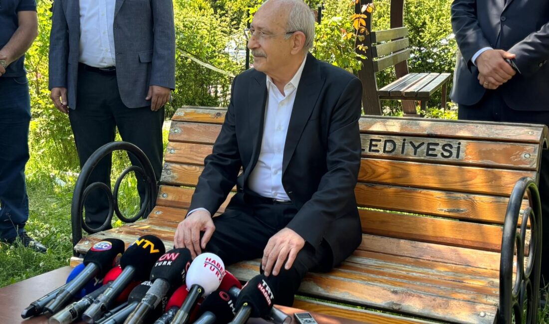 Eski CHP Genel Başkanı Kemal Kılıçdaroğlu, Kurban Bayramı vesilesiyle Ankara’daki