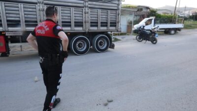 Adana’nın Kozan ilçesinde, aralarında arazi anlaşmazlığı bulunan iki grup arasında
