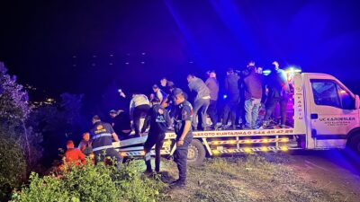 Kastamonu’da bir otomobilin yaklaşık 150 metre yükseklikten uçuruma yuvarlanması sonucu