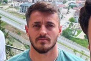 Kocaeli'nin Gölcük ilçesinde ATV ile yola çıkan ve dereden geçmeye