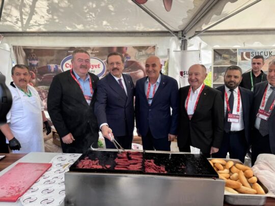 Afyonkarahisar Ticaret Borsası ile Afyonkarahisar Ticaret ve Sanayi Odası tarafından,