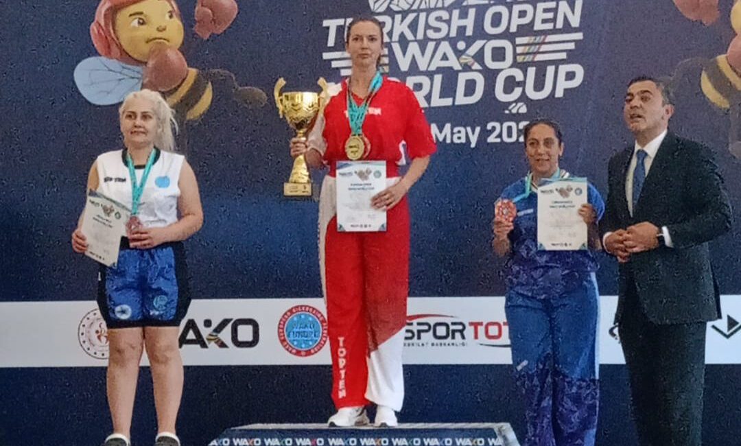 Antalya’da düzenlenen 11. Dünya Kick Boks Kupası’nda Afyonkarahisar’ı temsil eden