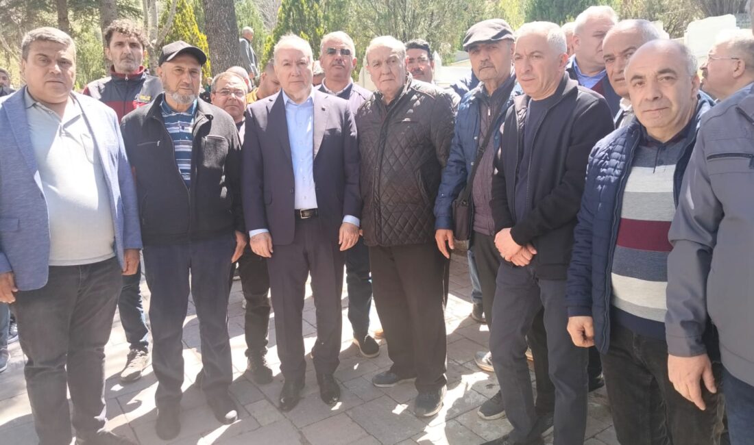 Uzun yıllar Yol-İş Sendikası’nda başkanlık görevinde bulunan ve İl Özel