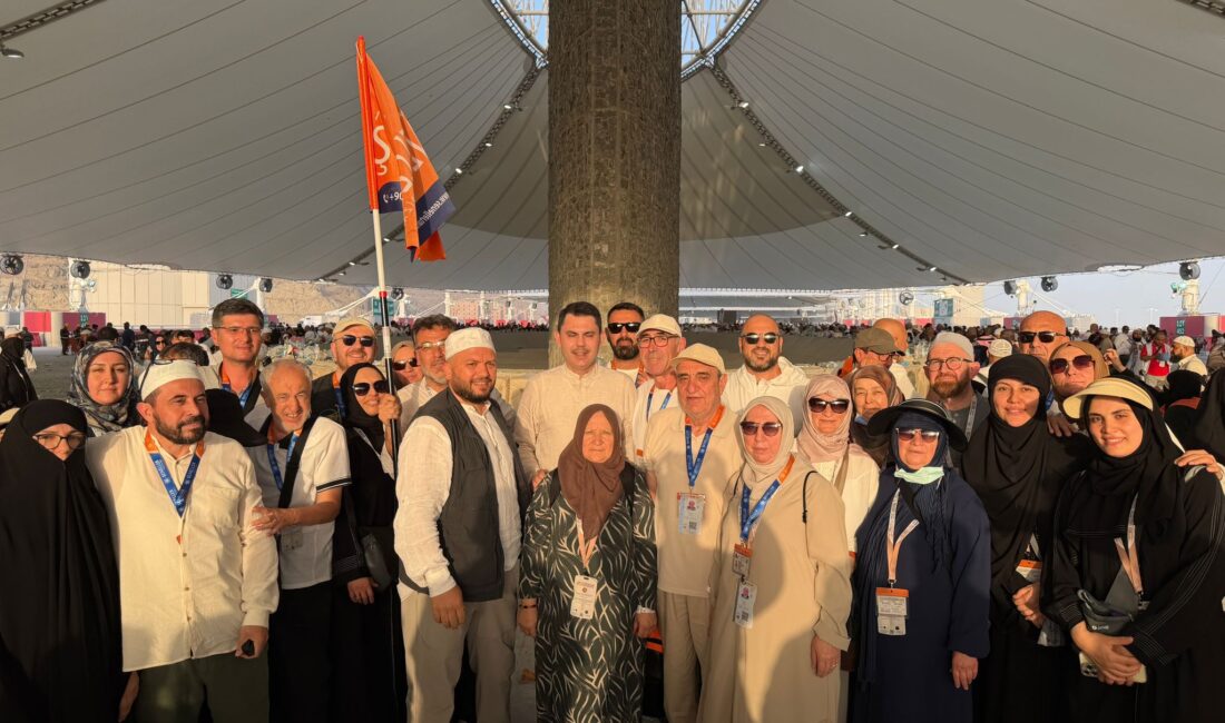 Çevre, Şehircilik ve İklim Değişikliği Bakanı Murat Kurum, hac ibadetini
