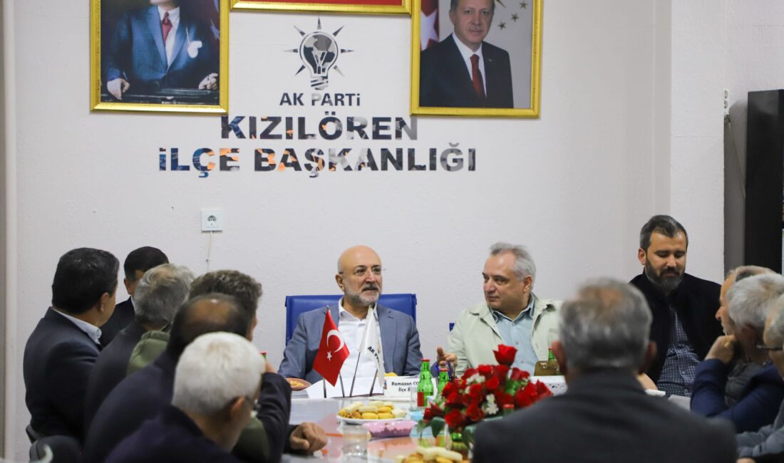 AK Parti Afyonkarahisar İl Başkanı Av. Turgay Şahin, ilçe danışma