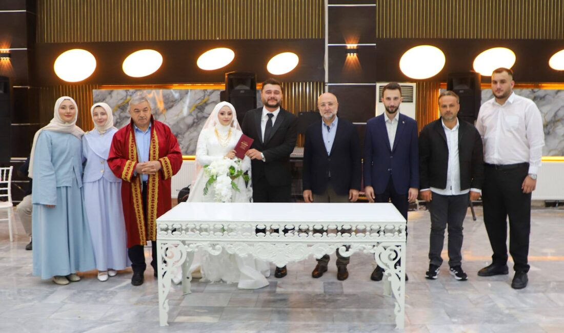 AK Parti Afyonkarahisar İl Başkanı Av. Turgay Şahin, Şuhut ilçesinde
