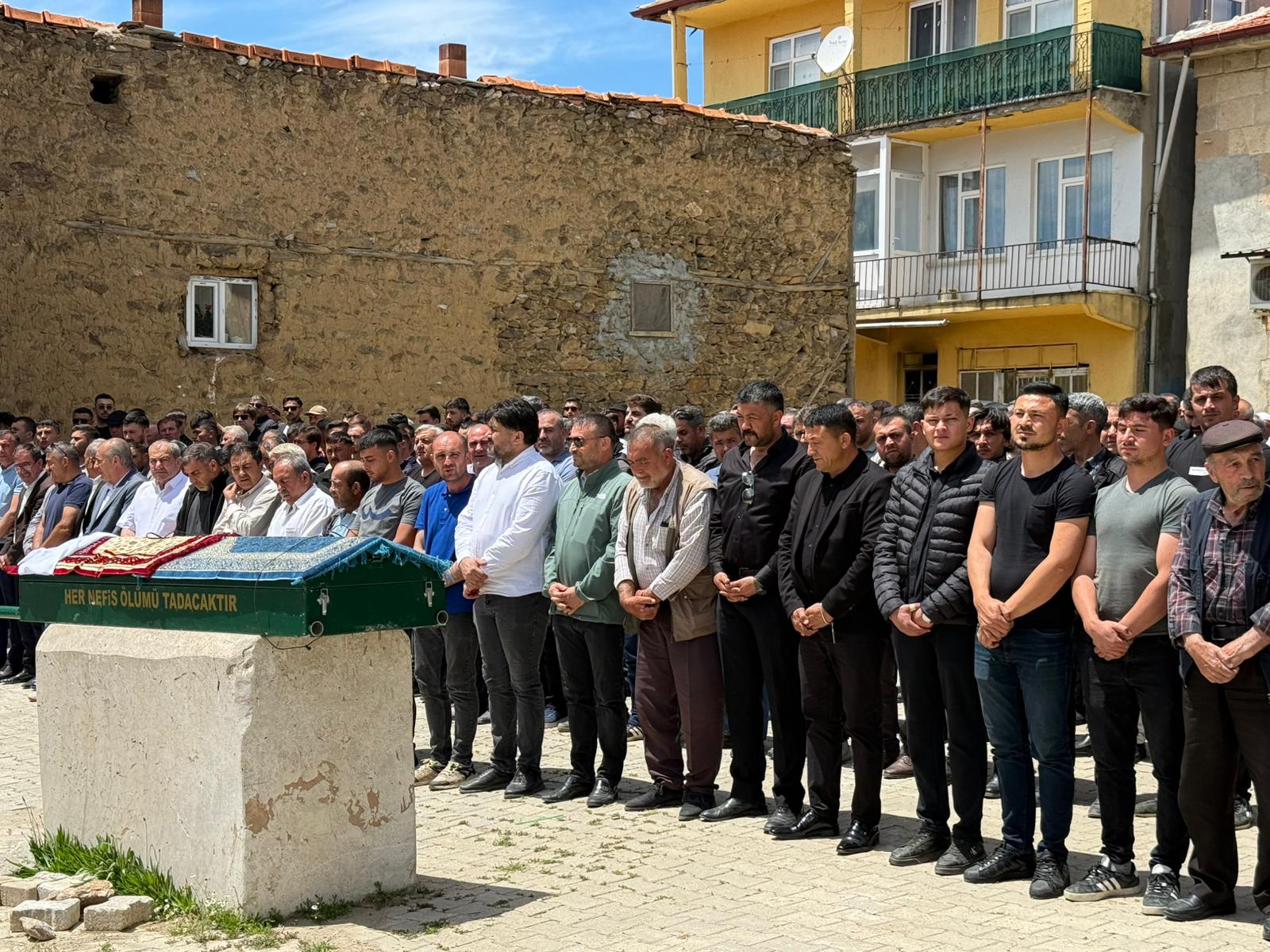 Afyonkarahisar’da Ülkü Ocakları İl Başkanı Mesut Çetinkaya ile MHP eski