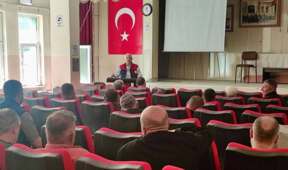 Afyonkarahisar’da çiftçilere yönelik Kırsal Kalkınma Yatırım Programı (KKYP) çerçevesinde bilgilendirme