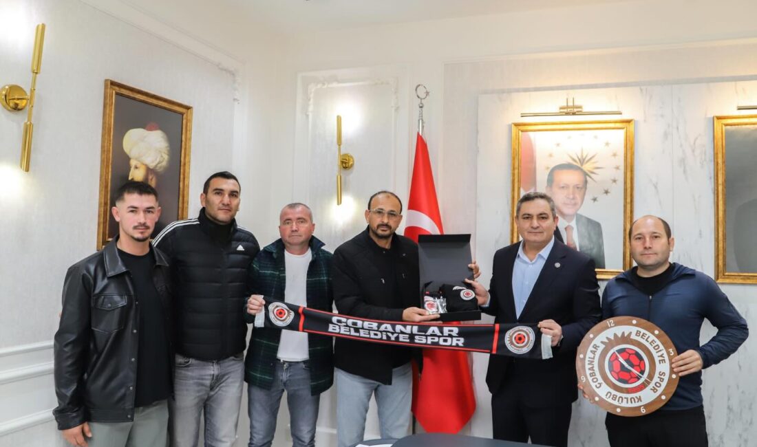 Çobanlar Belediye Spor yönetimi, Çobanlar Belediye Başkanı Ali Altuntaş’ı makamında