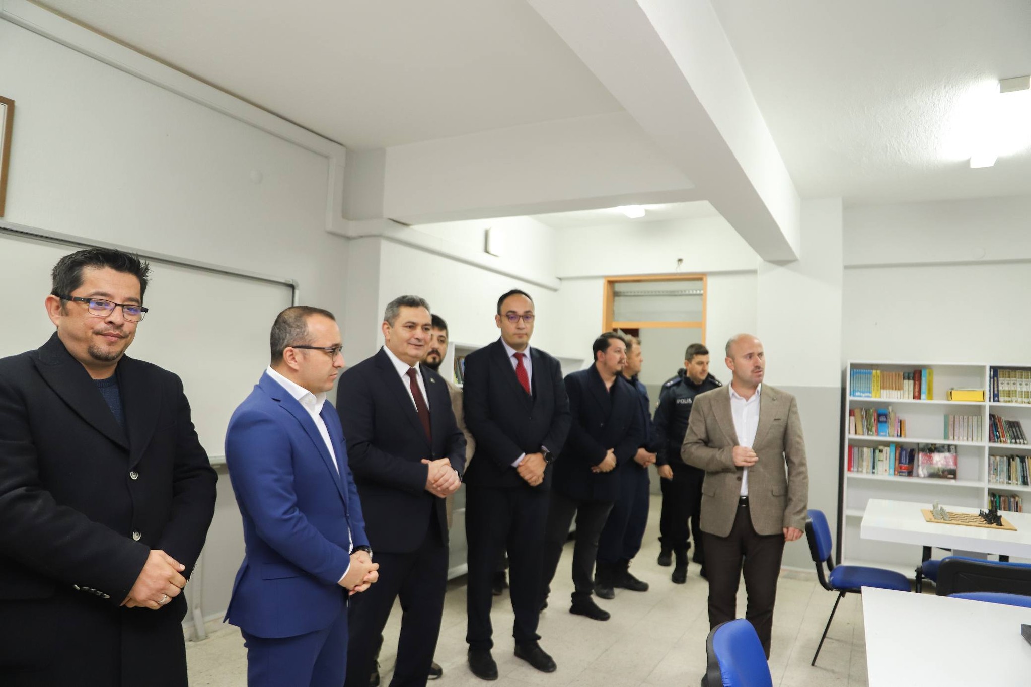 Çobanlar Kaymakamı Nazmi Yücel, Çobanlar Belediye Başkanı Ali Ali Altuntaş,