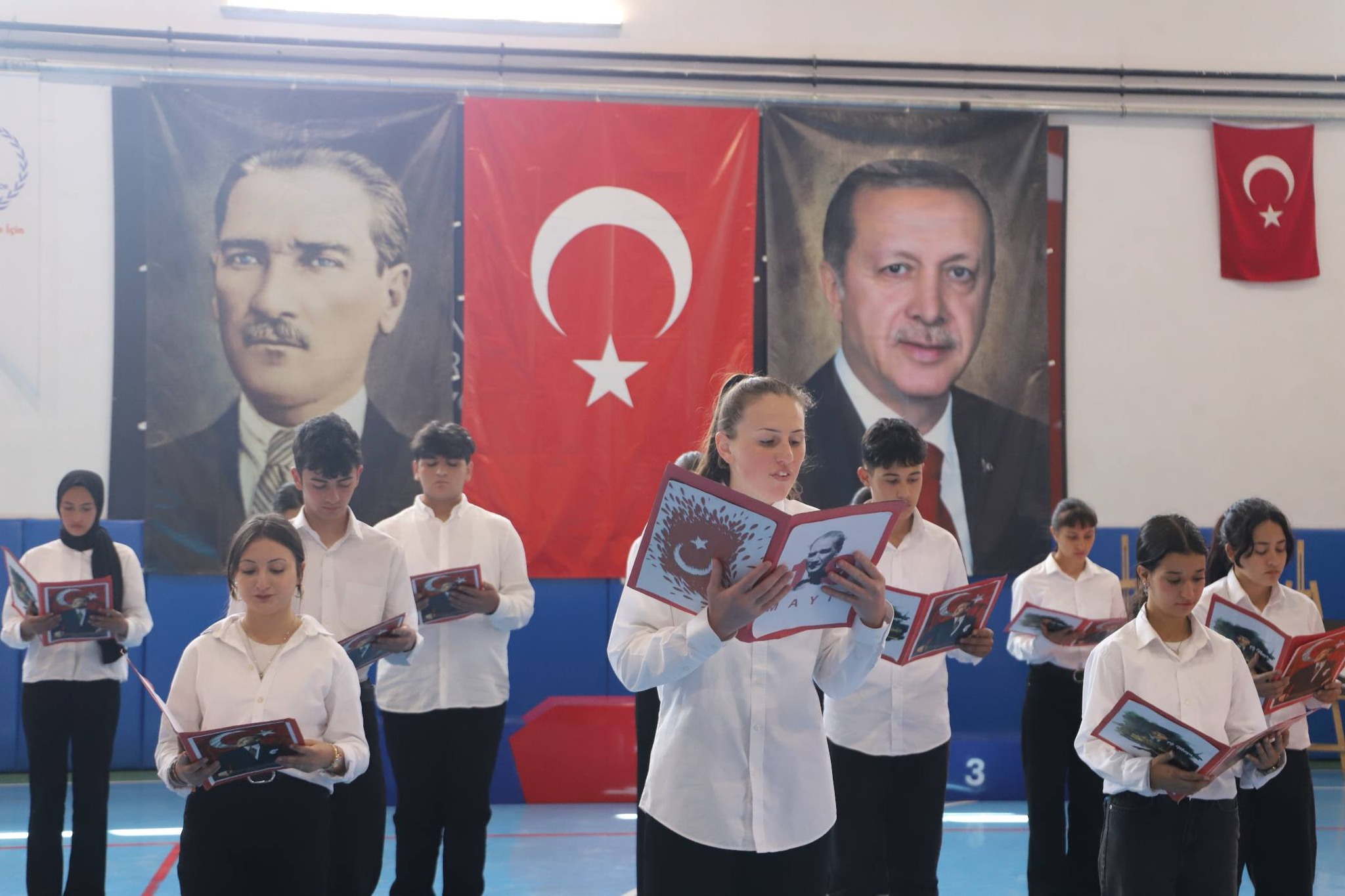 Afyonkarahisar’ın Çobanlar ilçesinde 19 Mayıs Atatürk’ü Anma, Gençlik ve Spor