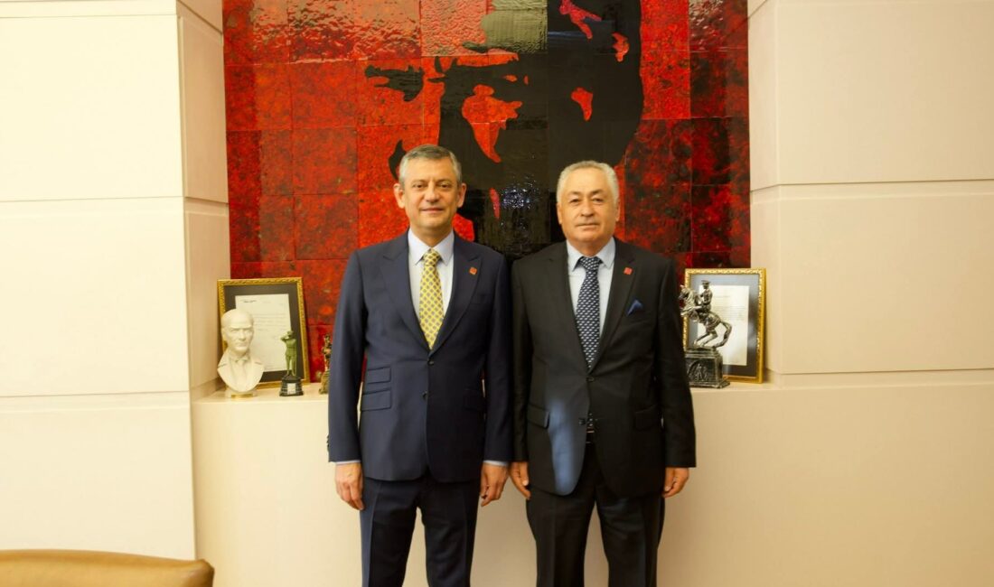 Cumhuriyet Halk Partisi Afyonkarahisar İl Başkanı Hasan Karadeniz: Cumhuriyet Halk