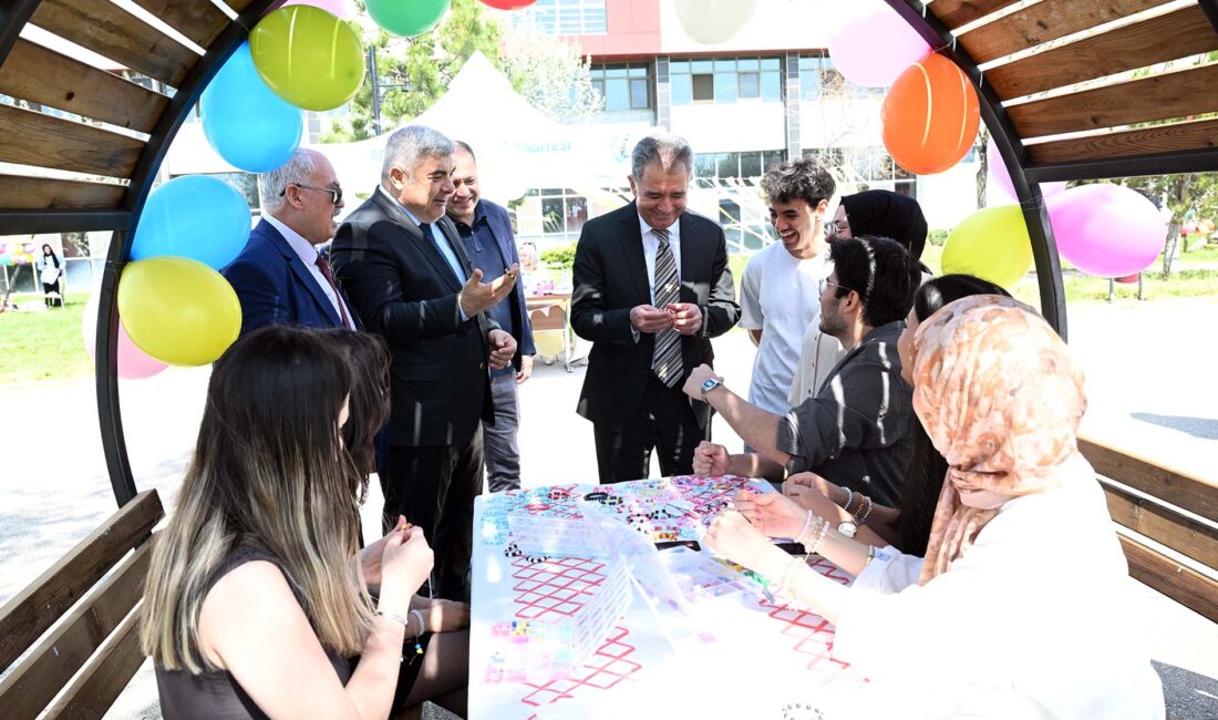 Afyon Kocatepe Üniversitesi (AKÜ) Eğitim Fakültesi ile Sınıf Öğretmenliği Kulübü