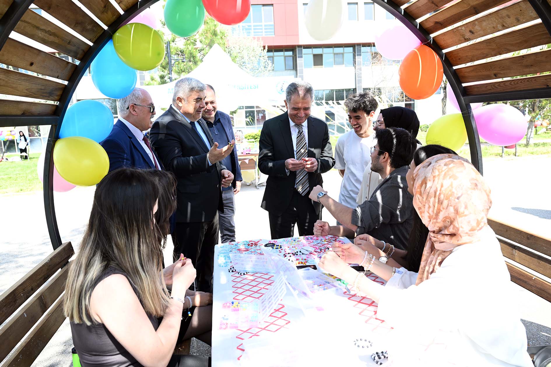 Afyon Kocatepe Üniversitesi (AKÜ) Eğitim Fakültesi ile Sınıf Öğretmenliği Kulübü