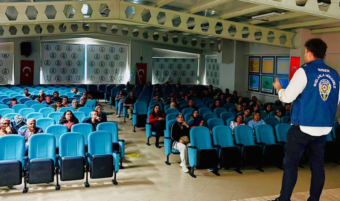 Afyonkarahisar İl Emniyet Müdürlüğü ekipleri, “Gençlik Sizin Eseriniz” projesi kapsamında