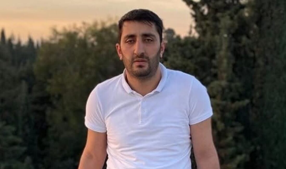 Adana’da 1 Mayıs Emek ve Dayanışma Günü’nde bir deponun boya