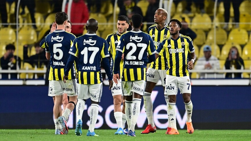 Trendyol Süper Lig'in 32. haftasında Fenerbahçe, Brezilyalı oyuncusu Anderson Talisca'nın