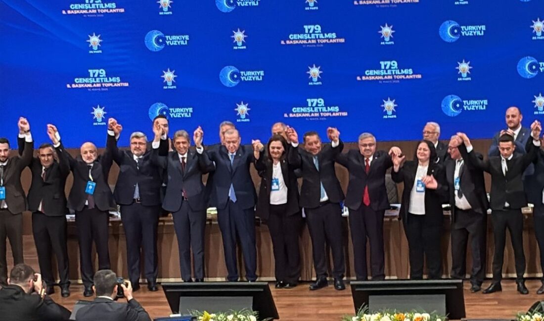 Afyonkarahisar siyasetinde taşları yerinden oynatacak çok önemli bir gelişme yaşandı.