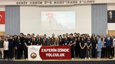 Afyonkarahisar Valiliği himayelerinde yürütülen "Zaferin İzinde Yolculuk" projesi kapsamında binlerce