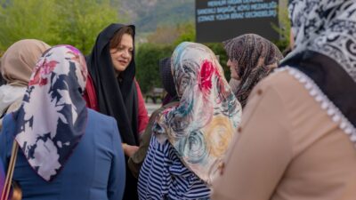 Afyonkarahisar Belediye Başkanı Burcu Köksal, hem akrabası hem de yakın