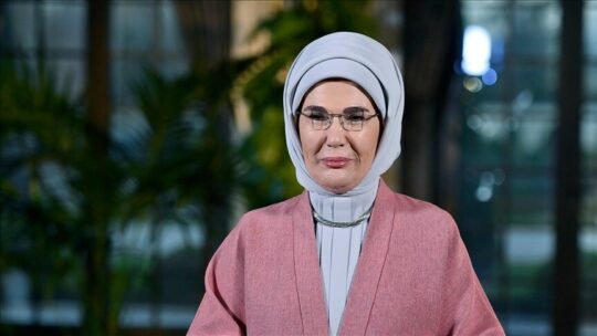 Emine Erdoğan, başta şehit anneleri olmak üzere, evlat hasreti çeken