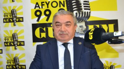 Şuhut Belediye Başkanı Muhittin Özaşkın, Gün FM’de Gazeteci İsmail Akar’ın