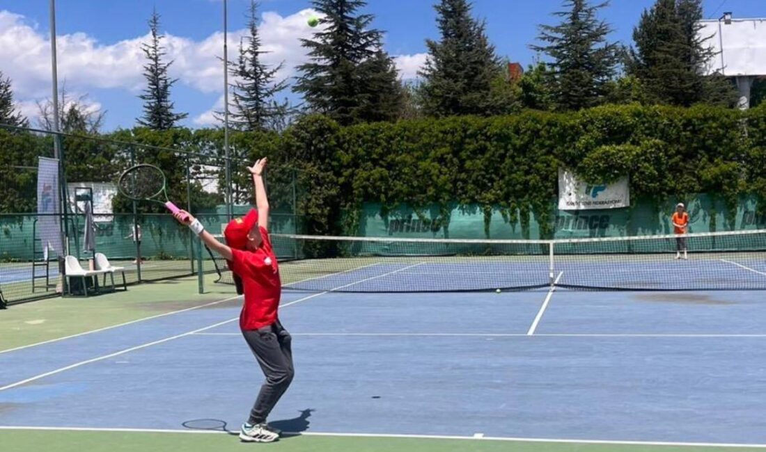 Afyonkarahisar, Türkiye Tenis Federasyonu tarafından düzenlenen 12 Yaş Hafta Sonu