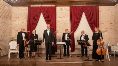 Afyonkarahisar Belediyesi tarafından düzenlenen Kopuz Oda Orkestrası Konseri, sanatseverlerin katılımıyla