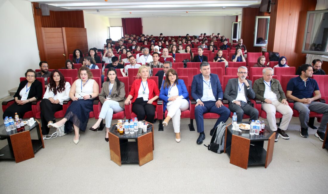 Afyon Kocatepe Üniversitesi (AKÜ) Fen Edebiyat Fakültesi Kimya Bölümü tarafından
