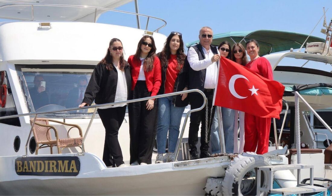 İYİ Parti Genel Başkan Yardımcısı ve Afyonkarahisar Milletvekili Hakan Şeref