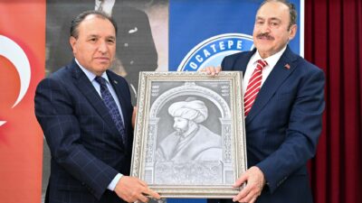 Afyon Kocatepe Üniversitesi (AKÜ) Üniversiteli Akademik Kültür Topluluğu (ÜNİAK) tarafından