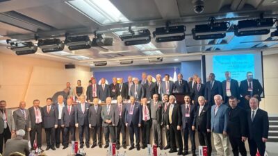 Mehmet Mühsürler ve beraberindeki heyet Ankara’daki genel kurula katıldı.