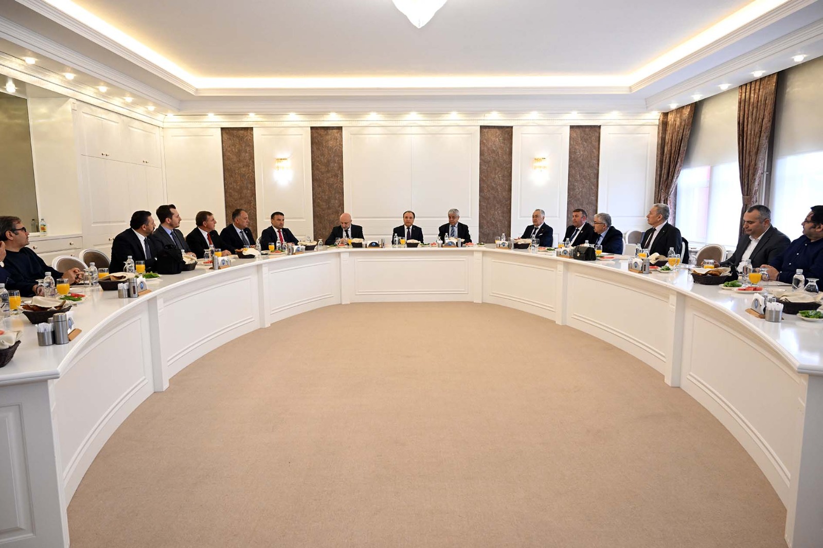 Anadolu Basın Birliği Afyonkarahisar Şubesi tarafından düzenlenen “Söz konusu Afyonkarahisar