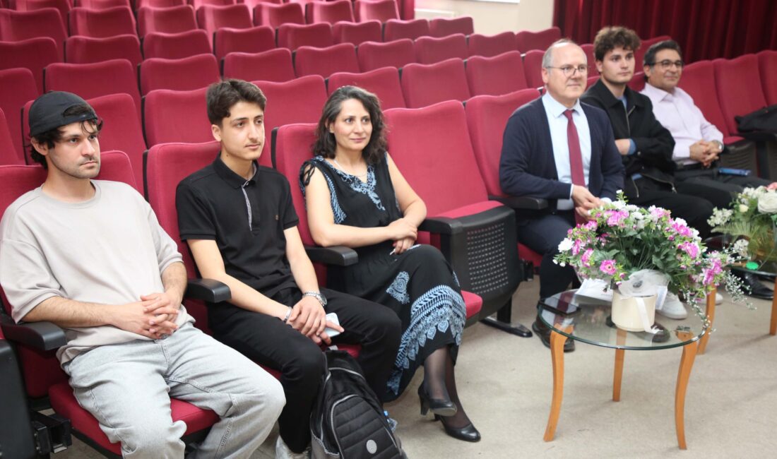 Afyon Kocatepe Üniversitesi (AKÜ) Fen Edebiyat Fakültesi Tarih Bölüm Başkanlığı
