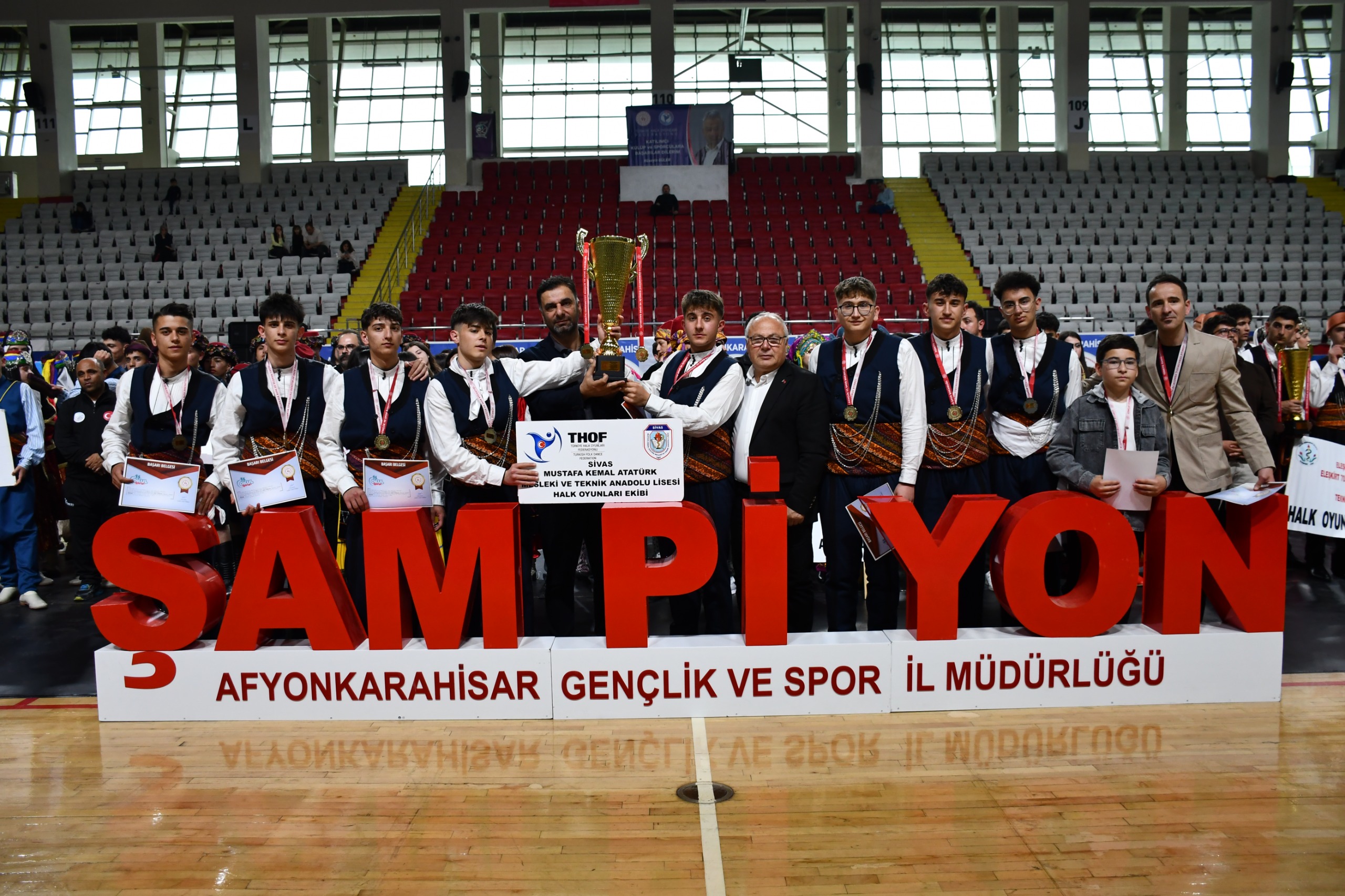 Okul Sporları Halk Oyunları Gençler Düzenlemeli ve Düzenlemesiz Türkiye Şampiyonası
