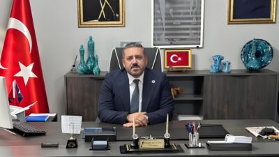 Anahtar Parti İl Başkanı Üzeyir Aladağ, “Türkiye’nin gündemi yapay tartışmalar