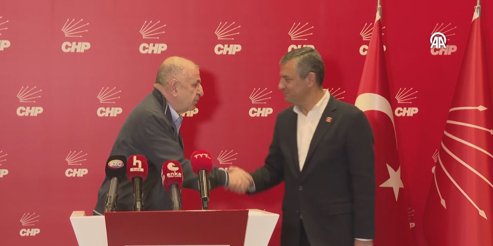 Zafer Partisi Genel Başkanı Ümit Özdağ, mahkemece tedbiren CHP Genel