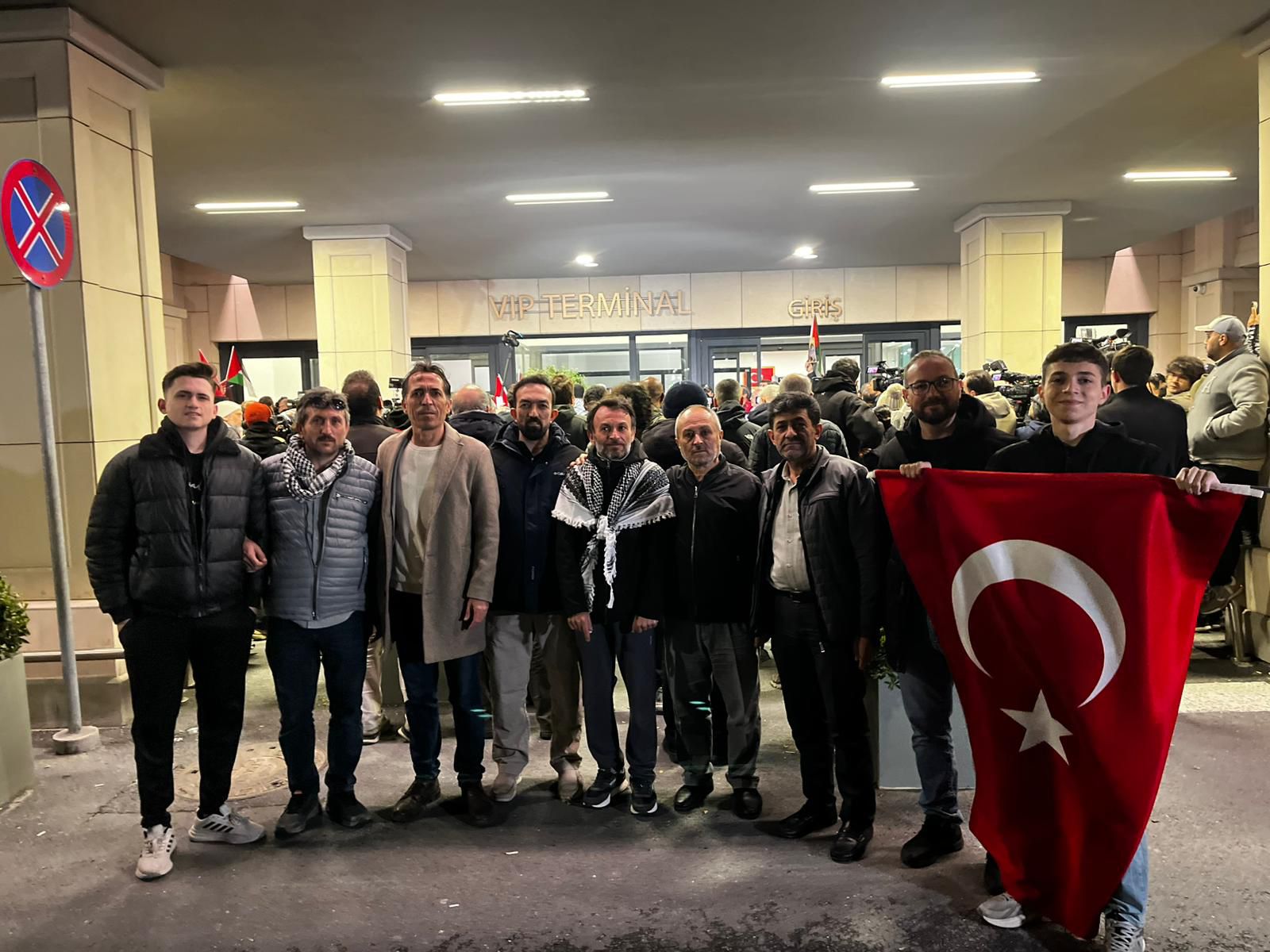 Gazze’ye yardım götüren Küresel Sumud Filosu’na yönelik Siyonist İsrail askerlerinin