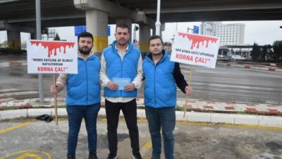 İYİ Parti Afyonkarahisar İl Gençlik Kolları, şehir merkezinin en işlek