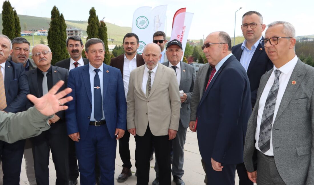 Afyonkarahisar İl Genel Meclisi (İGM) üyeleri, şehrin kurtuluş mücadelesindeki kilit