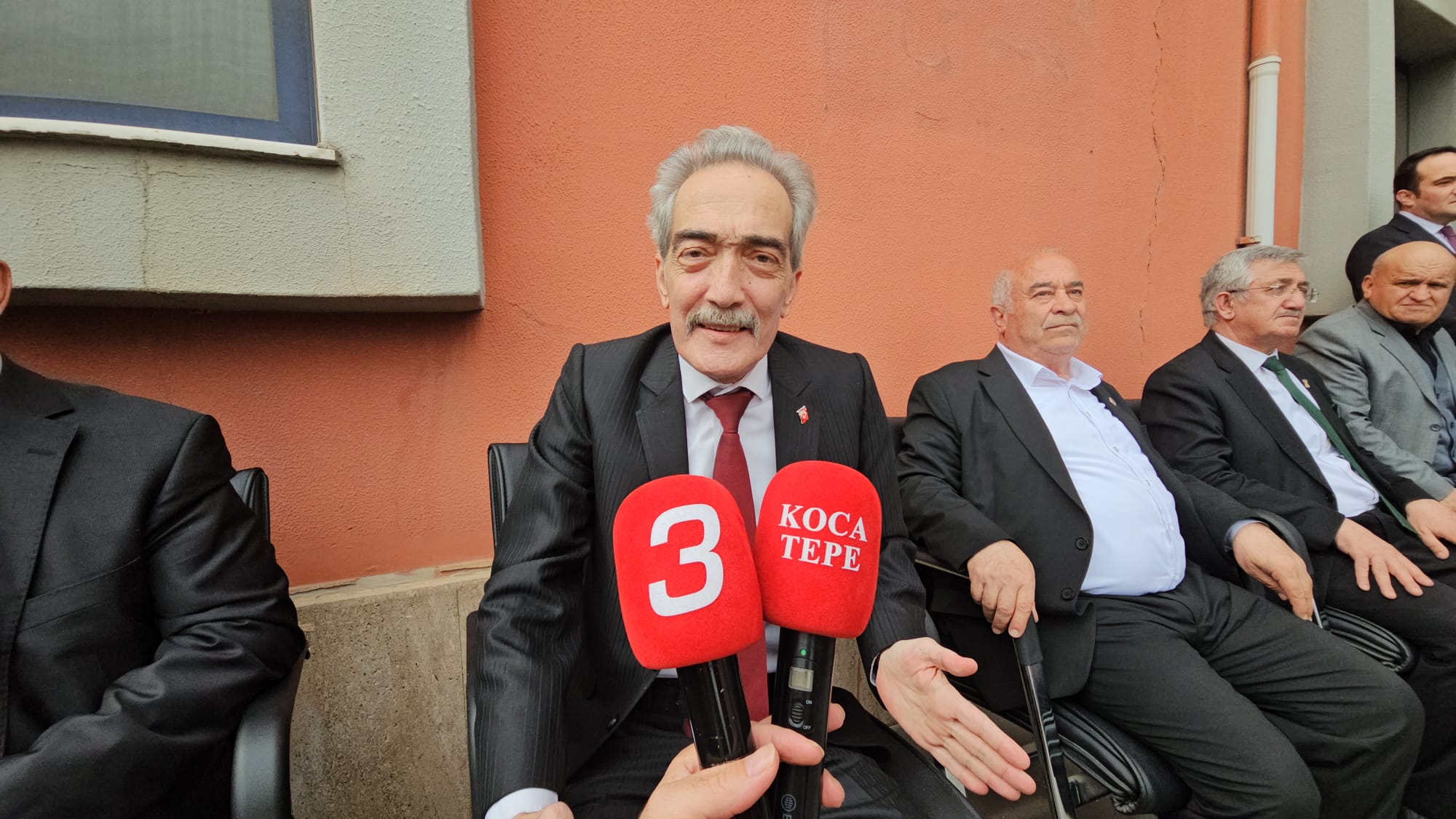 Afyonkarahisar Esnaf ve Sanatkarlar Odaları Birliği (ESOB) Hizmet Binası, bugün