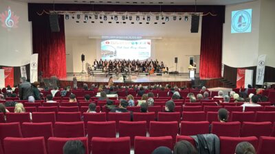Afyon Kocatepe Üniversitesi (AKÜ) Atatürk Kongre Merkezi, özel bir müzik
