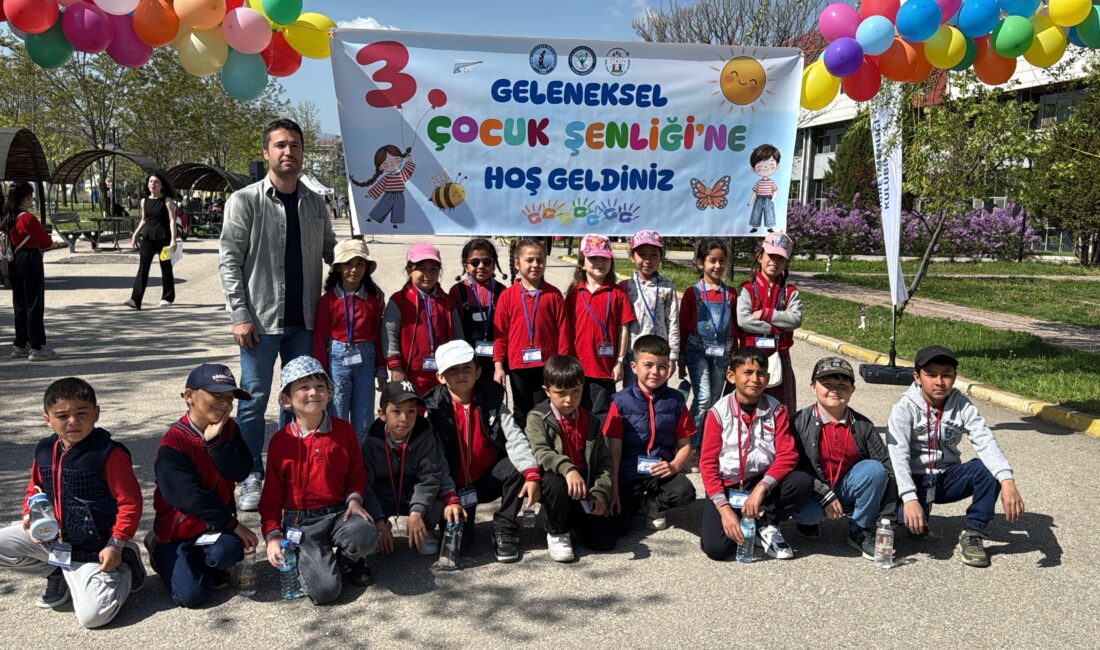 Afyon Kocatepe Üniversitesi Eğitim Fakültesi tarafından bu yıl üçüncüsü düzenlenen