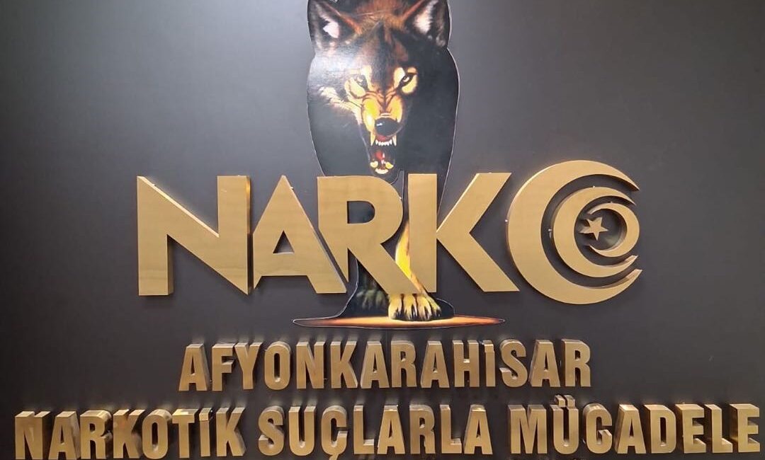Afyonkarahisar İl Emniyet Müdürlüğü ekiplerinin zehir tacirlerine geçit vermemek amacıyla