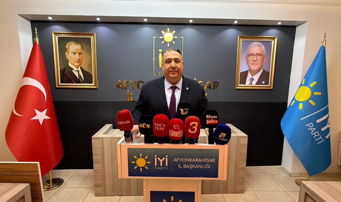 İyi Parti Afyonkarahisar İl Başkanlığı’nda düzenlenen haftalık basın toplantısı, anlamlı